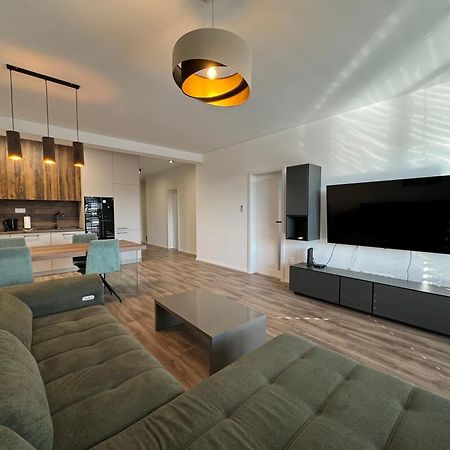 Project Ik Luxury Apartments Sered' 외부 사진