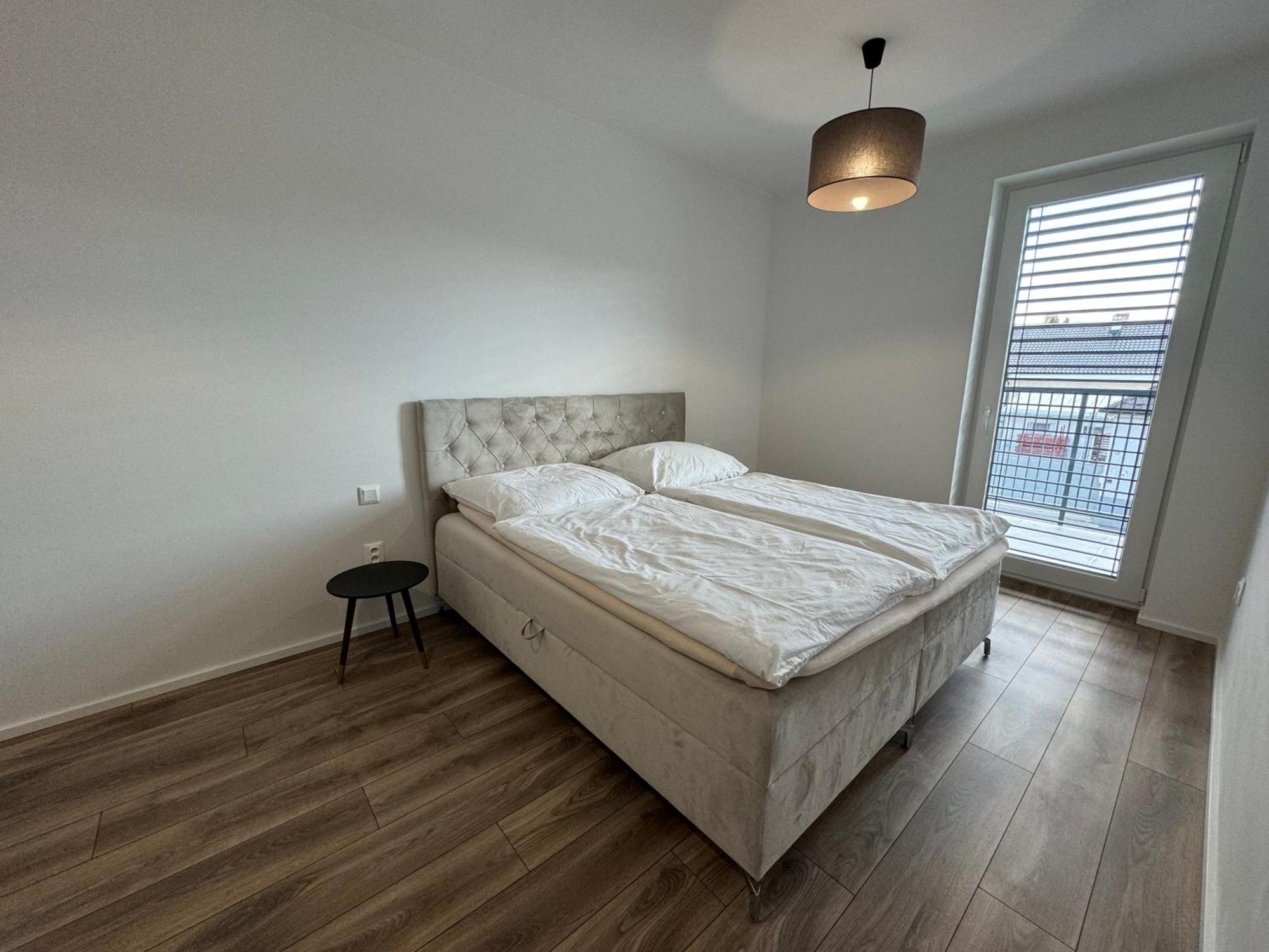 Project Ik Luxury Apartments Sered' 외부 사진