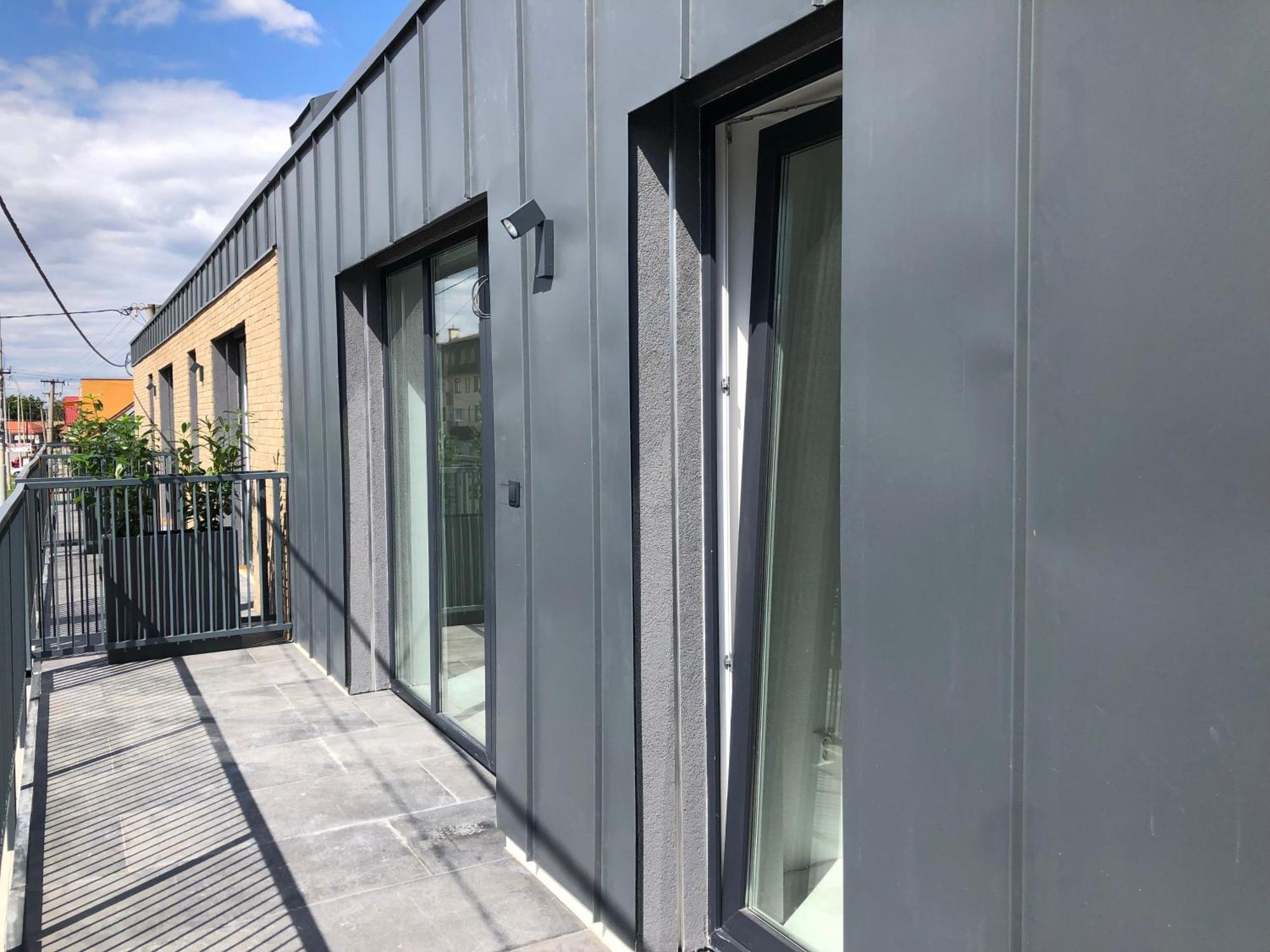 Project Ik Luxury Apartments Sered' 외부 사진